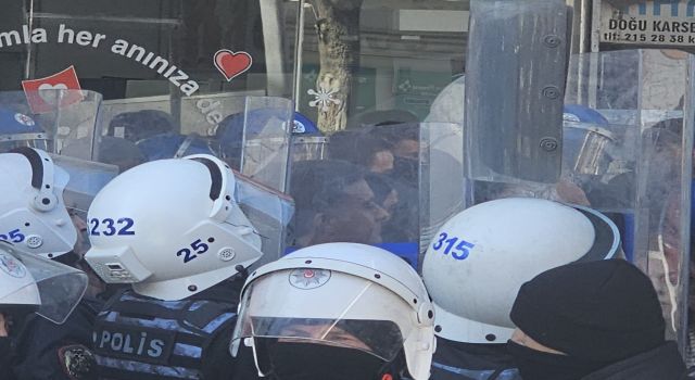 Van'da 2'si gazeteci gözaltındaki 22 kişiye tutuklama talebi