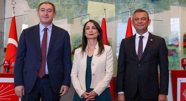 YENİLENDİ - DEM Parti'den İBB'ye ziyaret