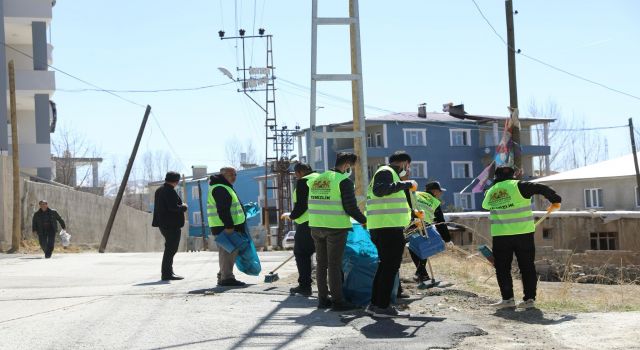 İpekyolu Belediyesi'nde kapsamlı bayram temizliği