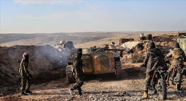 Rojava Özerk Yönetimi’nden Lazkiye’deki çatışmalara ilişkin açıklama: Kapsamlı bir ulusal diyalog sürecine ihtiyaç vardır