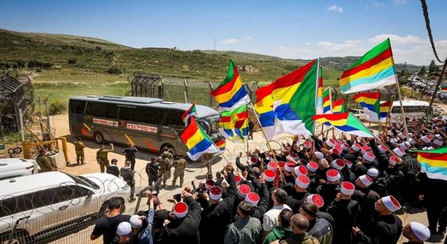 İsrail'den Dürzilerle çatışan HTŞ'ye hava saldırısı