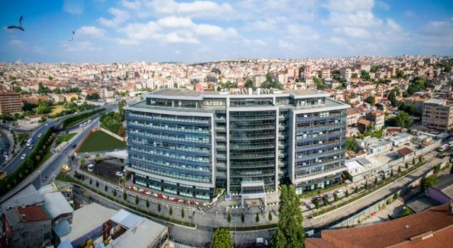 İBB'ye dördüncü operasyonda gözaltına alınan 45 kişi adliyeye sevk edildi