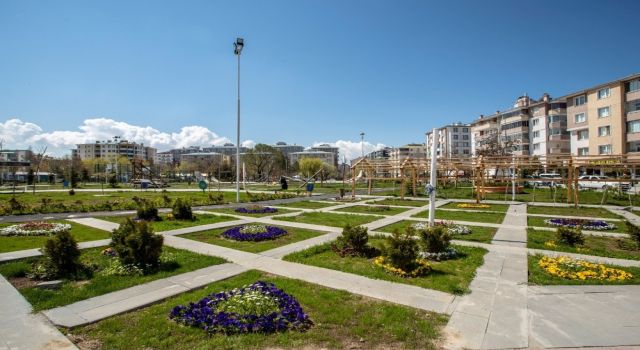 Van'da bir genç parkta ölü bulundu