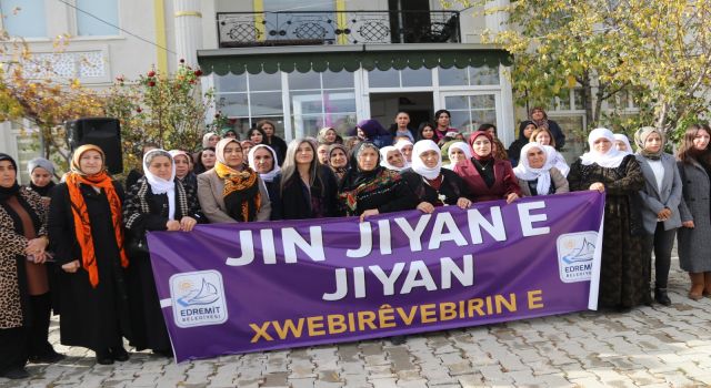 Kayyumun kapattığı Şamiram Kadın Yaşam Merkezi yeniden açıldı