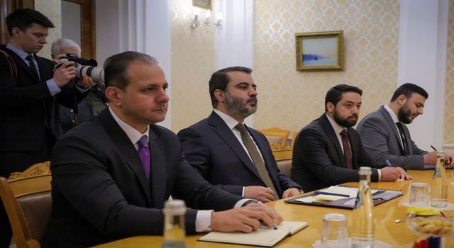 Şam'ın HTŞ kökenli bakanları Moskova'da