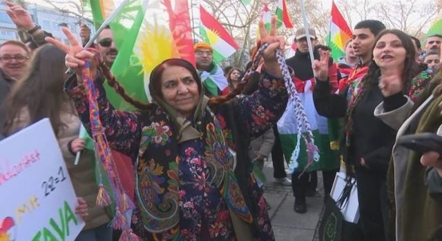 Almanya'da 'Rojava'ya destek eylemleri