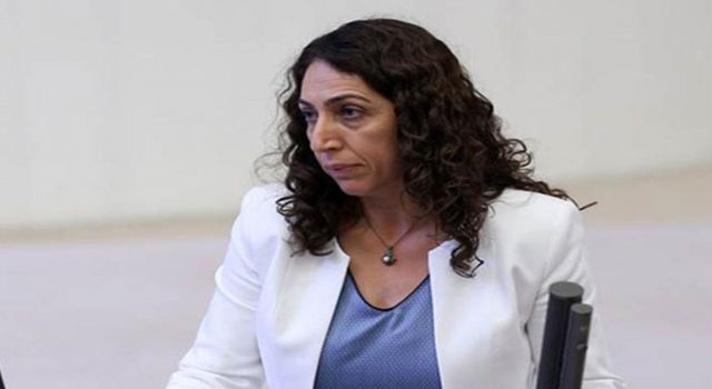 DEM Partili vekil Saliha Aydeniz, Meclis'teki görevinden istifa etti