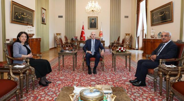 İmralı Heyetinden "çerçeve yasa" açıklaması: Somut adımların atılması gerekir