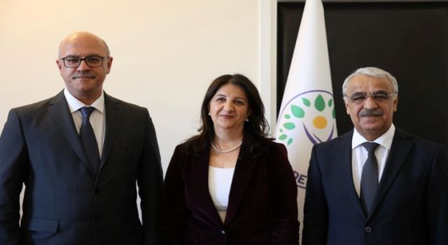 İmralı Heyeti açıkladı: Öcalan, Suriye'de Kürt askerin kafasının kesilerek öldürülmesine ne dedi?