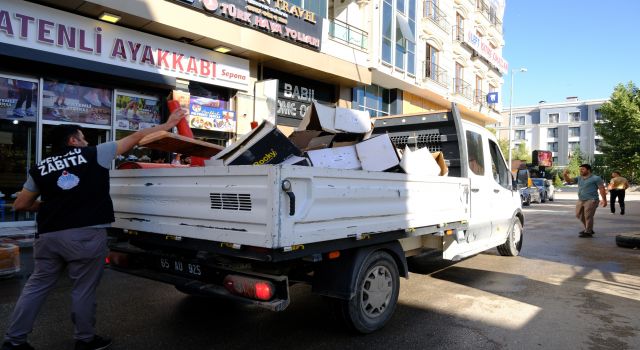 İpekyolu’nda kaldırım işgallerine Zabıta müdahalesi