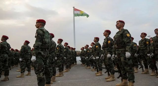 Irak'ta Peşmerge güçleri birleşti; Barzani Bağdat'tan silah ve bütçe istedi
