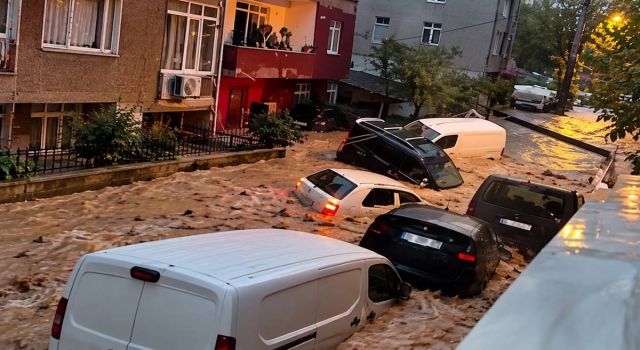 İstanbul’daki sel felaketinde can kaybı 6’ya yükseldi