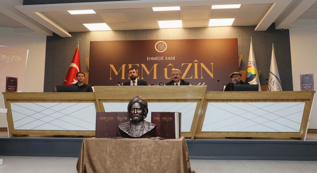 Van TSO, 257 yıllık Mem û Zîn el yazmasını kitaplaştırdı
