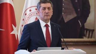 Yüz yüze eğitim ertelendi