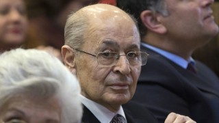 Eski AYM Başkanı ve Cumhurbaşkanı Ahmet Necdet Sezer, ışıkların neden yandığını açıkladı!