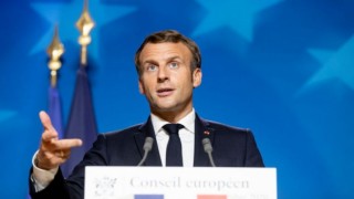 Macron: Gaziantep üzerinden Dağlık Karabağ'a 300 Suriyeli militan gönderildi, Putin de bunu teyit etti