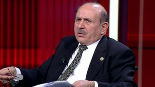 Burhan Kuzu koronavirüsten hayatını kaybetti