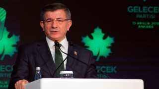 Davutoğlu'ndan, Erdoğan ve Bahçeli'ye 'saldırı' tepkisi: Türkiye'yi yönetenlerin bir açıklama yapmaması utanç verici; hiçbir bakanın açıklaması bizi tatmin etmez!
