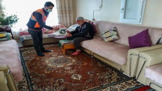 Gürpınar belediyesi hijyen paketleri dağıttı