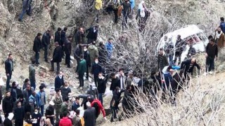 Batman'da öğrenciler kaza geçirdi: 2 ölü, 28 yaralı