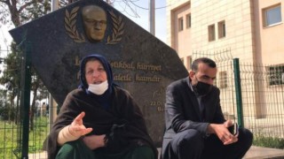 Emine Şenyaşar, "Adalet Nöbeti" adını verdikleri oturma eyleminin yedinci gününde gözaltına alındı