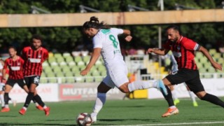 Vanspor lig ikinciliğini kaptırdı; Maç bitiminde arbede yaşandı