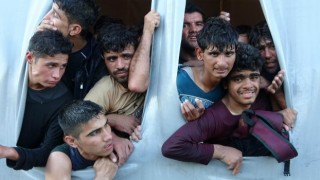 TIR'dan 218 mülteci çıktı