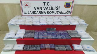Van-İran sınırında 83 kilo eroin ele geçirildi