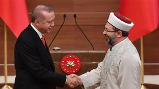 Balbay: Diyanet koridorlarında, "Saray, atacağı her adıma başkanımızı da ortak ediyor, görüş belirtmesini istiyor" diye konuşuluyor