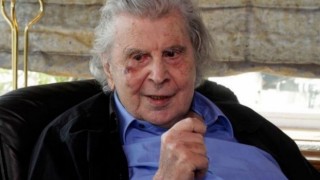 Yunan besteci Mikis Theodorakis hayatını kaybetti
