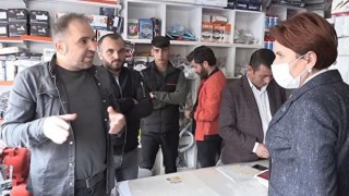 Meral Akşener'in Siirt ziyaretinde "Dilimiz inkar ediliyor" diyen esnaf gözaltına alındı