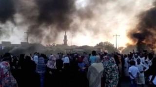 Sudan'da darbe girişimi: Başbakan ve en az dört bakan gözaltına alındı