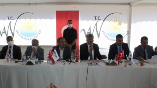 Vali Bilmez, Muradiye muhtarları ile bir araya geldi