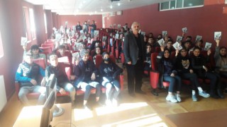 Yazarımız Eratilla'nın imza gününe yoğun ilgi