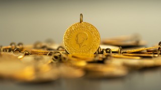 Gram 796, çeyrek altın 1302 liradan güne başladı