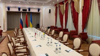 Rusya-Ukrayna arasında müzakere görüşmeleri başladı