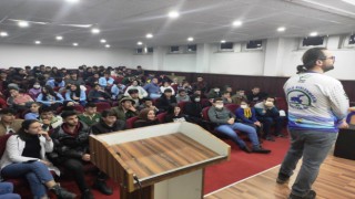 Okullarda çok sayıda öğrenciye ulaşıldı; Dersin adı Van Gölü!