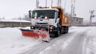 Van'da 109 yerleşim yolu ulaşıma kapandı