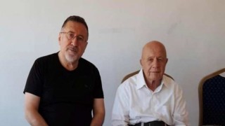 Yazar Mustafa Balbal trafik kazasında hayatını kaybetti