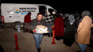 Van Valiliği: "Depremden etkilenerek Van'a gelenlerin barınma ihtiyaçları karşılanmıyor" iddiaları asılsız