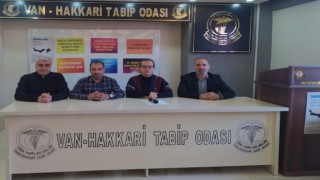 Pandemide ve depremde hayatını kaybeden sağlık çalışanları anıldı