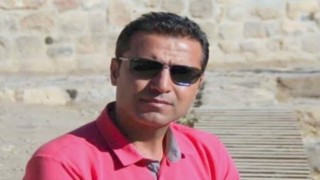 Başını çarpan öğretim görevlisi hayatını kaybetti
