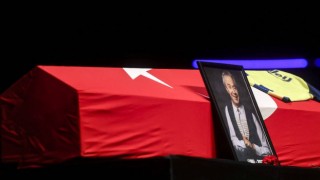 Metin Uca'nın cenazesinde provokasyon: İki kişi "Camiye getirilmeyi istemiyordu" diye bağırdı
