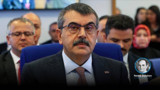 Bakan Tekin'in "ana dilde eğitim" sorusuna yanıtı Anayasa oldu: Türkçeden başka hiçbir dil okutulamaz