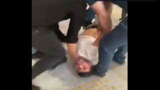 DEM Partili yönetici zorla gözaltına alındı