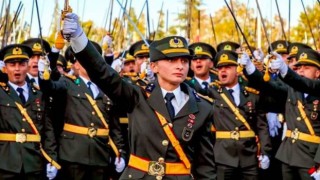MSB teğmenlerin kılıçlı yeminine inceleme başlattı