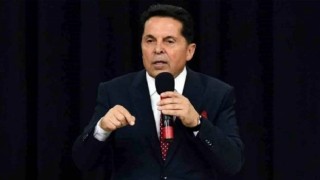 Esenyurt Belediye Başkanı Ahmet Özer, "örgüte üye olmak" suçlamasıyla gözaltına alındı