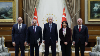 Erdoğan DEM Parti İmralı heyetiyle bir araya geldi
