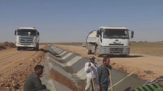 Rojava Özerk Yönetimi, tahrip olan sulama kanallarını yeniliyor