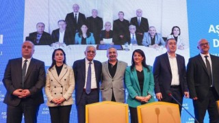 "Bu yazı kendini solcu sanan ‘Türk muhalifler’in bir durup kendileriyle yüzleşmesini umarak yazılmıştır!"